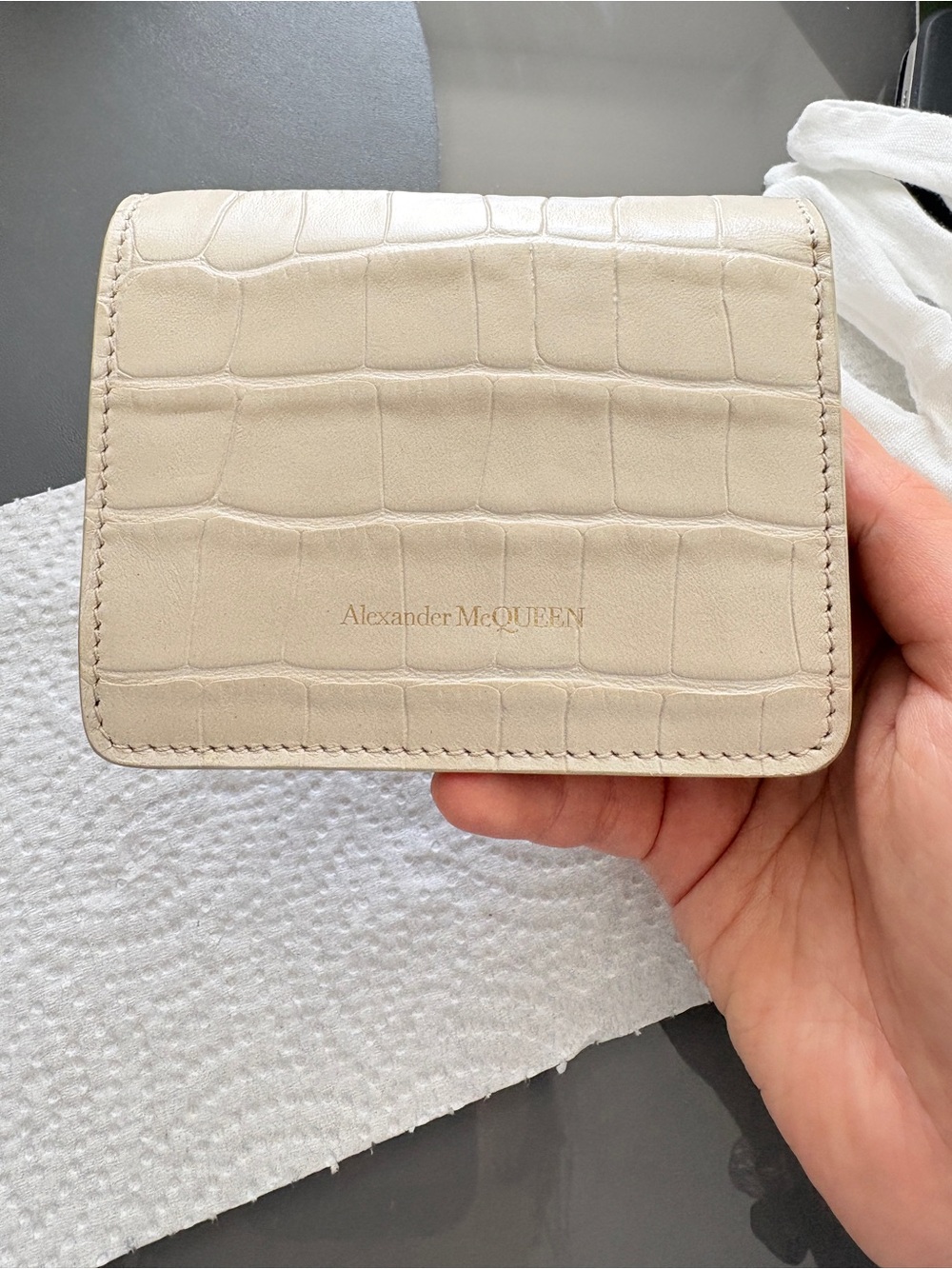 MCQUEEN
White Croc Skull Bifold Wallet - Picture 11 of 11